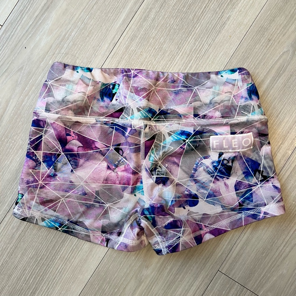 Fleo Women’s Train Shorts